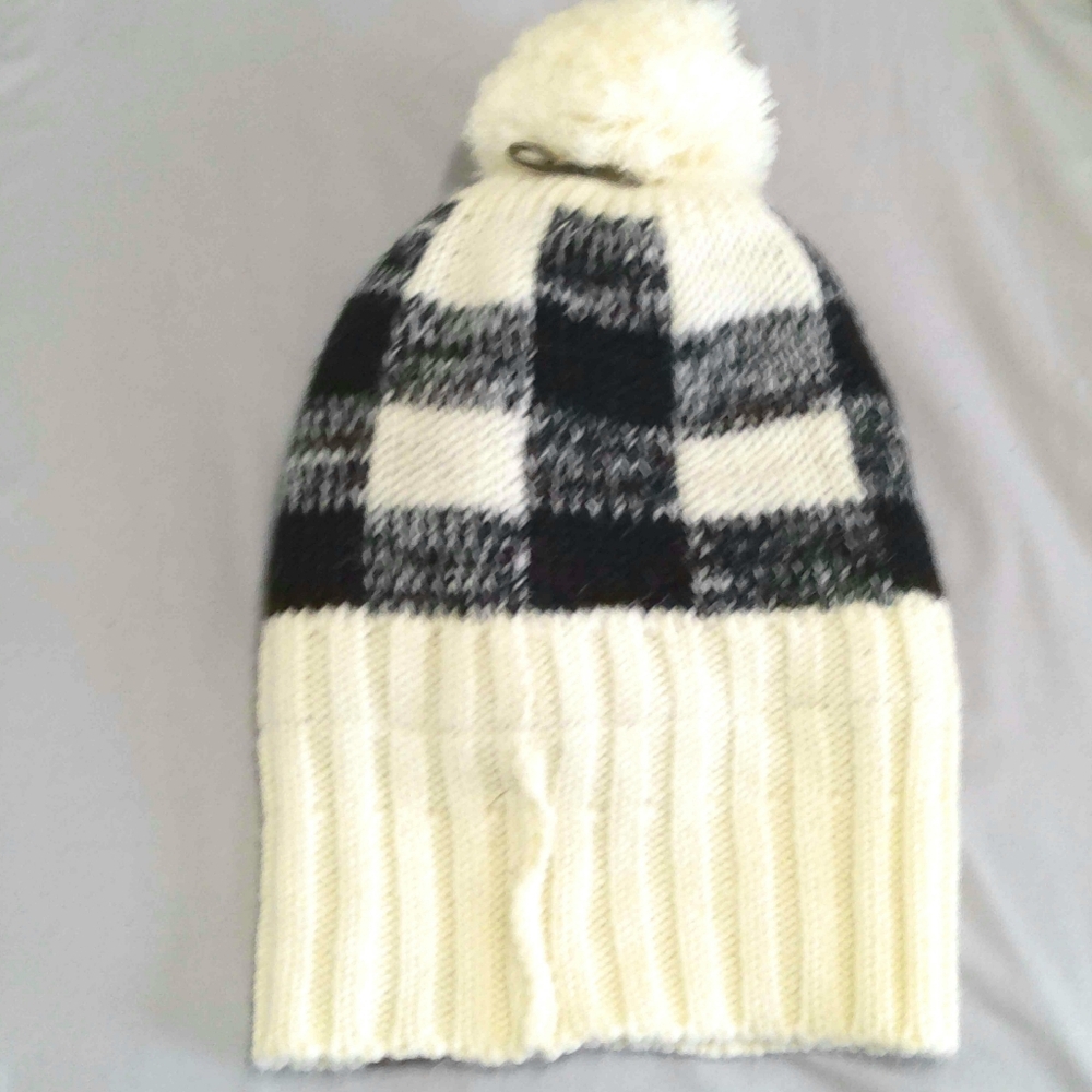 BEANIE - Picture 5 of 5